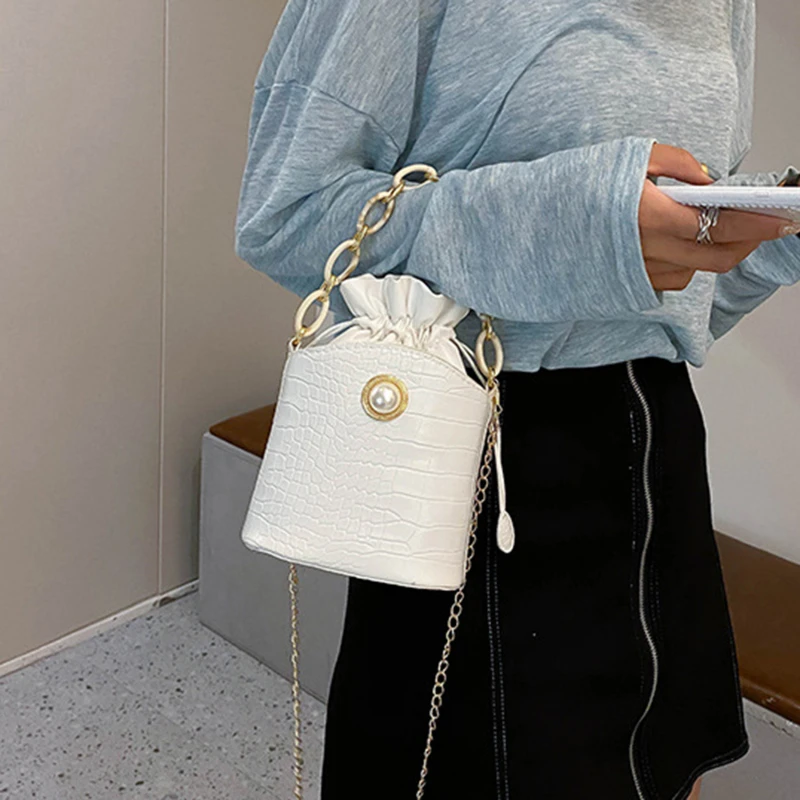 

Маленькие сумки-мессенджеры из искусственной кожи с акриловой цепочкой, женские сумки на шнурке, сумки на плечо, модная Изысканная сумка дл...