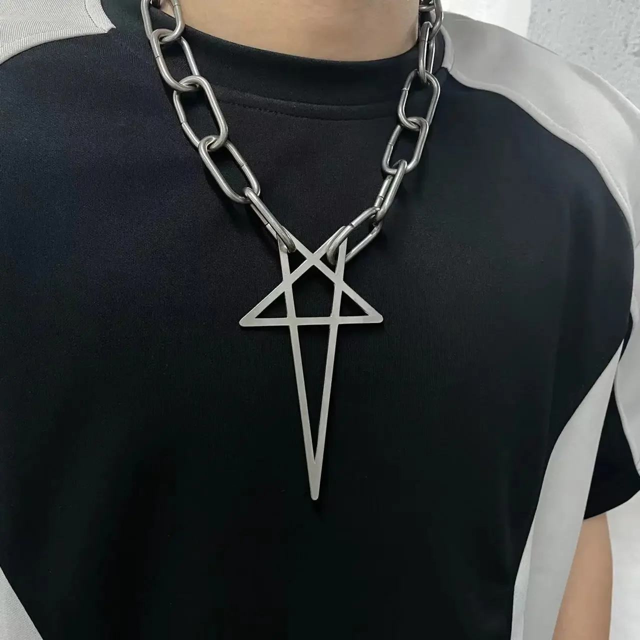 Y2K ожерелье Рик из титана