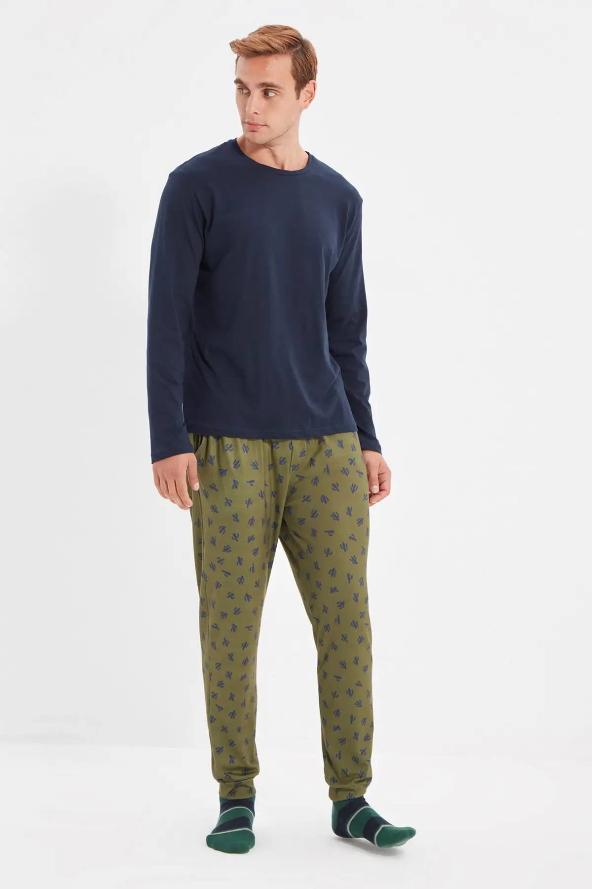 

Trendyol Men 'S Regular Fit Bottom Printed Knitted Pajamas Set THMAW22PT0436