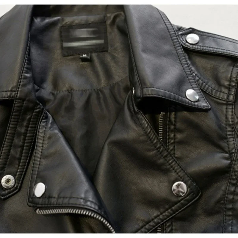 Рисунок 4 - Женская короткая мотоциклетная куртка