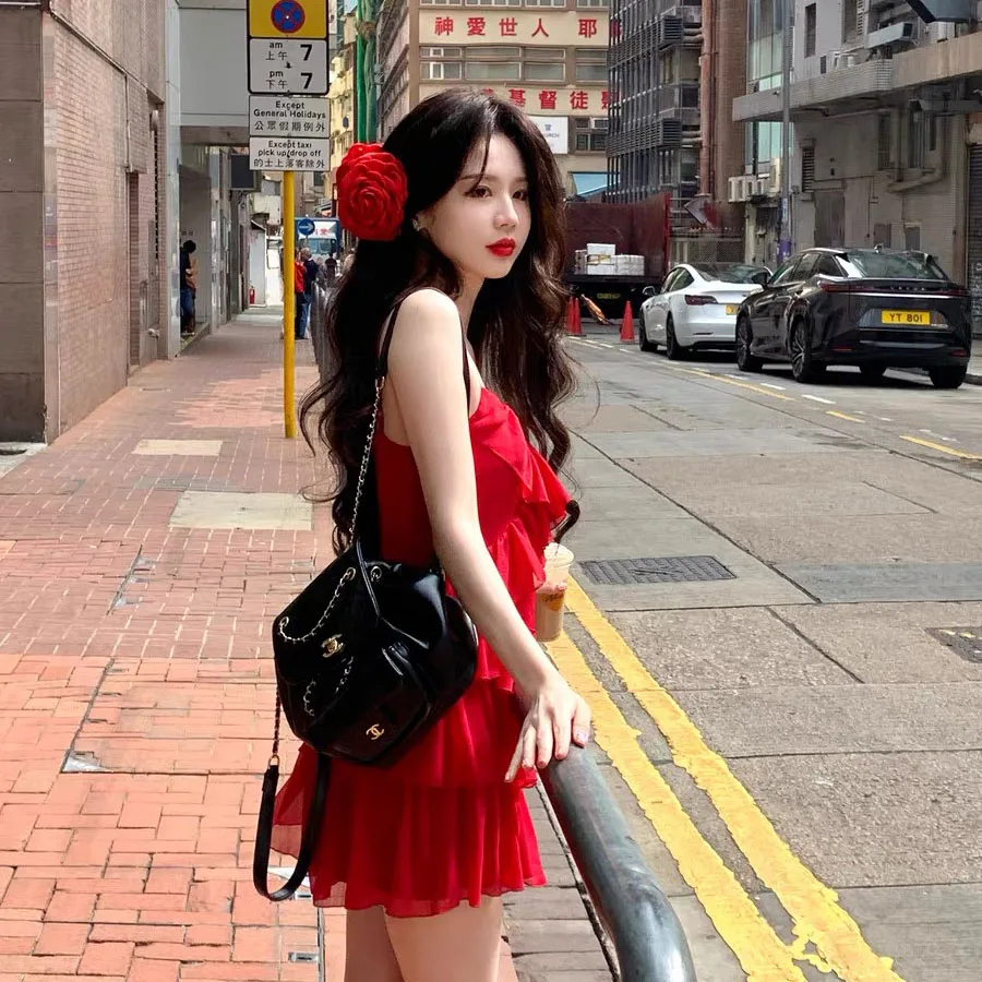 Винтажное красное платье на бретельках