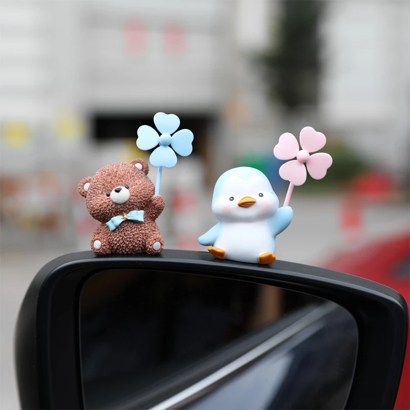 

Cartoon Car Resin Ornament Animal Windmill Figurines Statue Pig Lion Miniatures Pet Dolls Crafts Car Decor Cake Decoration