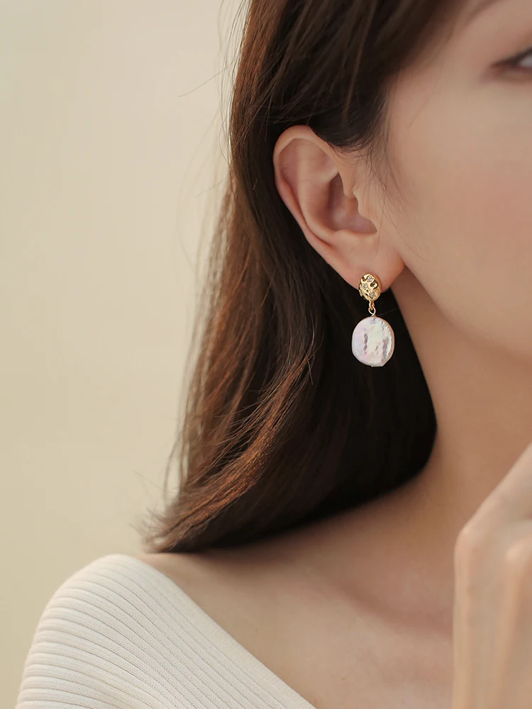 Серьги с натуральным жемчугом в стиле барокко женские легкие роскошные серьги