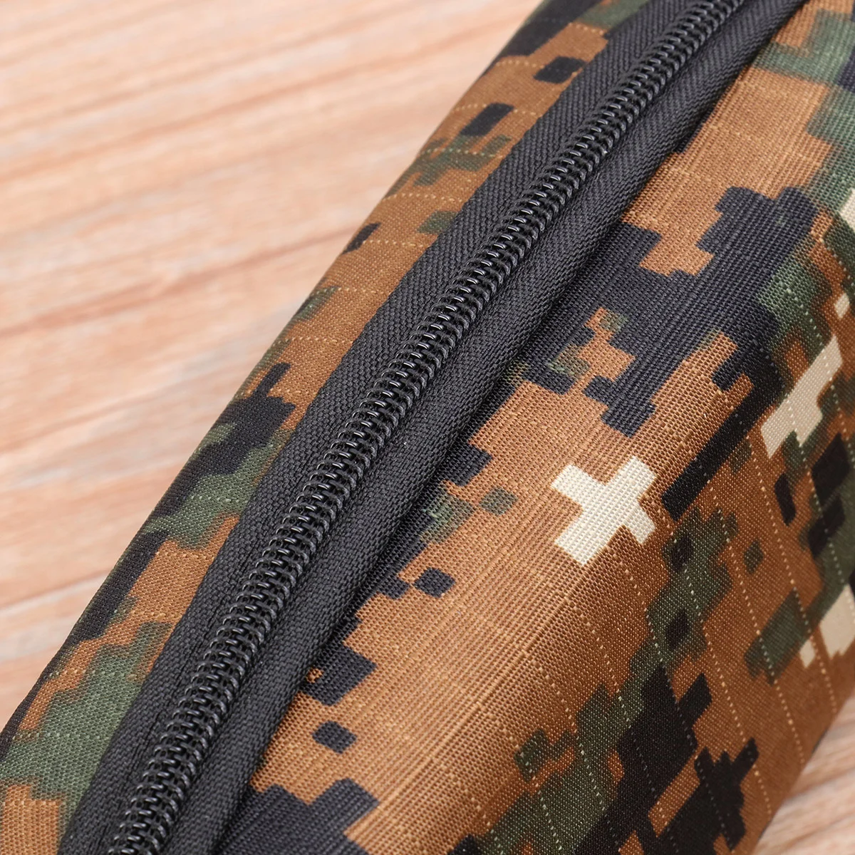 Shockproof Outdoor Sunglasses Glasses Storage Case Zipper Pouch with Hook (Camouflage)