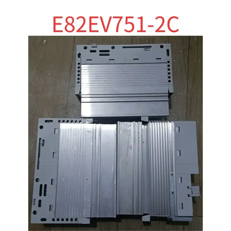 D'occasion E82EV751-2C Сицильный 0 75 кВт 220 В Тест ОК