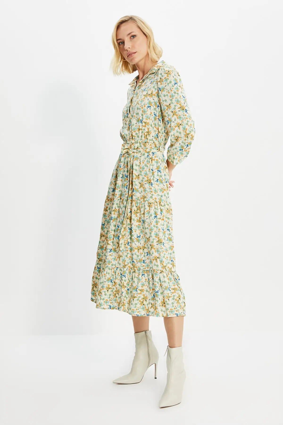 

Trendyol Belted Shirt Collar Dress TWOAW22EL0590