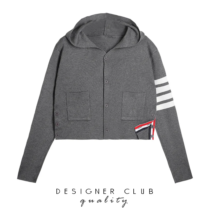 

Новинка для ранней осени вязаный свитер с капюшоном tb в студенческом стиле короткий кардиган