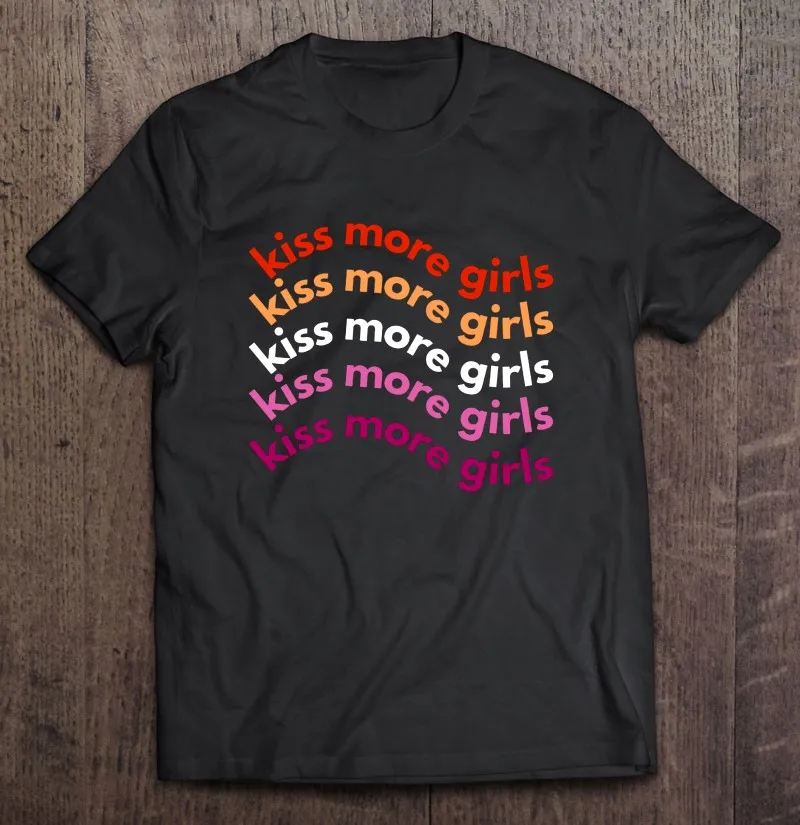 

Футболка с флагом лесбиянок, футболка с надписью Kiss More Girls Queer ЛГБТ, гордость месяца, Женская винтажная Мужская футболка, Мужская футболка, то...
