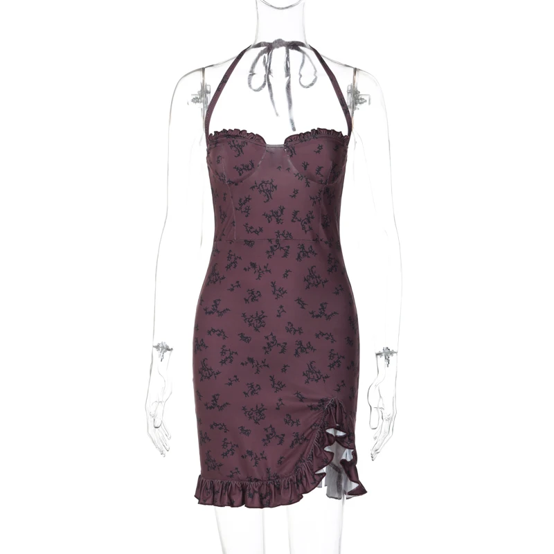 Женское мини-платье с открытой спиной и разрезом