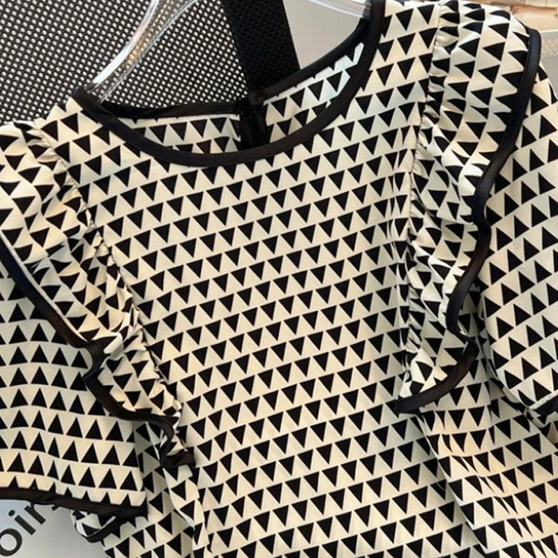 Шифоновая Блузка с оборками на плечах женская летняя свободная модная