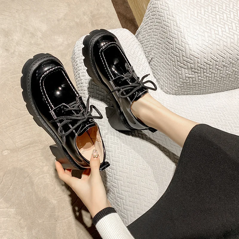 

Shoes Woman Flats Female Moccasin Square Toe Oxfords Casual Sneaker Clogs Platform British Style Dress Genuine Leather Cross Cre