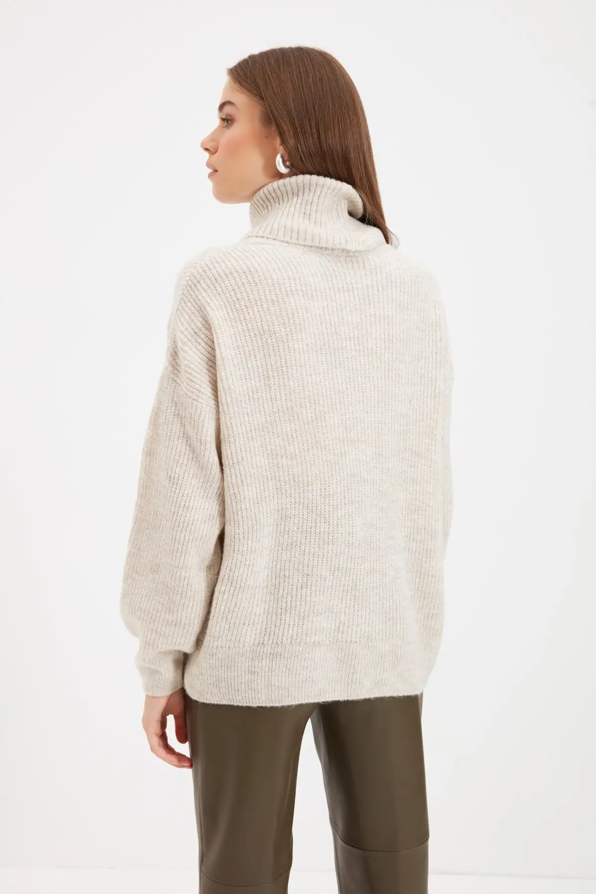

Trendyol Turtleneck Knitwear Sweater TWOAW22KZ0507