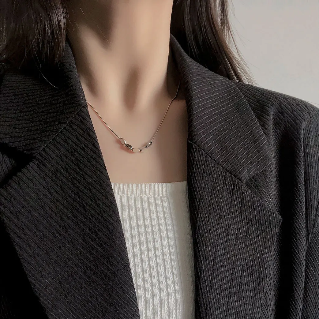 

Ins Cool Design, Geometric Square Titanium Steel Necklace, Men's And Women's Light Luxury, Simple, Popular And Versatile Collarb