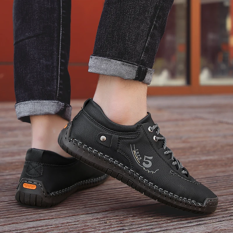 Men's Casual Shoes PU Leather Walking Shoes Fashion Women Lace Up Loafers Hand Sewing Driving Shoes Plus Size