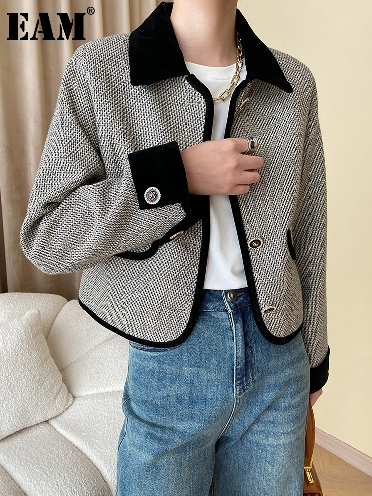 

[EAM] Loose Fit Green Color-block Big Size Elegant Jacket New Lapel Long Sleeve Women Coat Fashion Spring Autumn 2023 1DF9837