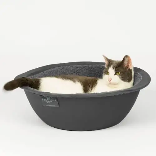 

Nest - Washable Cat Bed with Removable Fluffy Fleece Liner - Cozy Comfy Calming Cat Bed Round Shape - Cat Warming Bed - Donut Ca