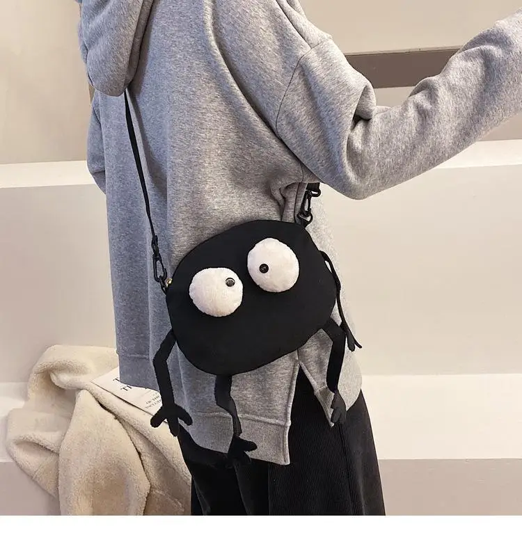 Female Crossbody Bag Fun Creative Canvas Shoulder Bag New Korean Fashion Girl Cute Messenger Bag Circular Cartoon Student  Bag