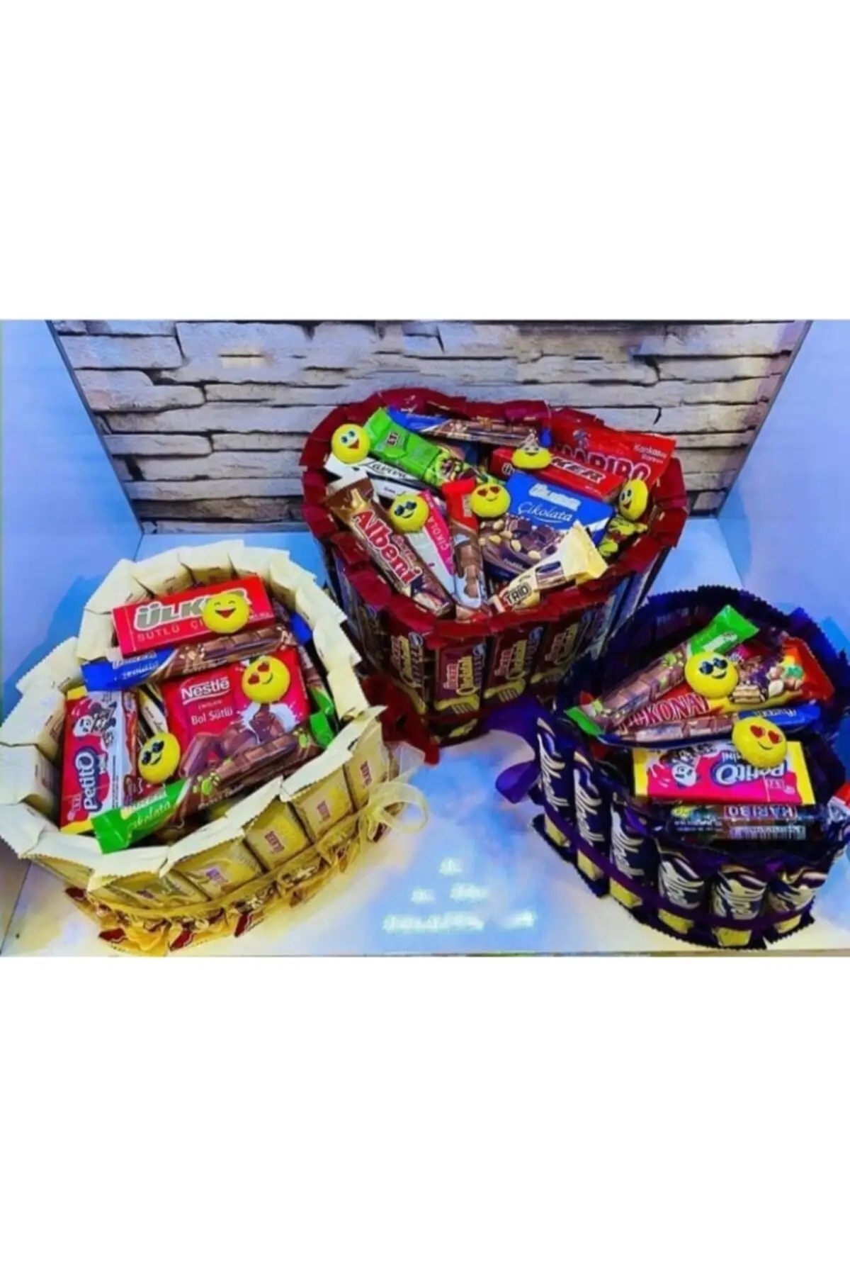 

Gift and Snack Box with Heart Box-2