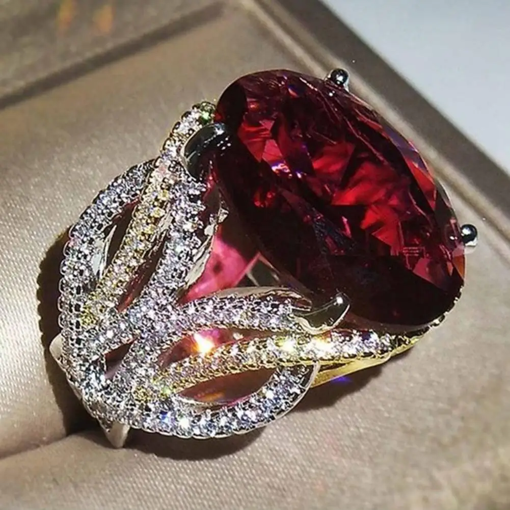 

Exquisite Electroplating Shiny Women Faux Gemstone Inlaid Engagement Ring for Girlfriend Engagement Ring Ladies Ring