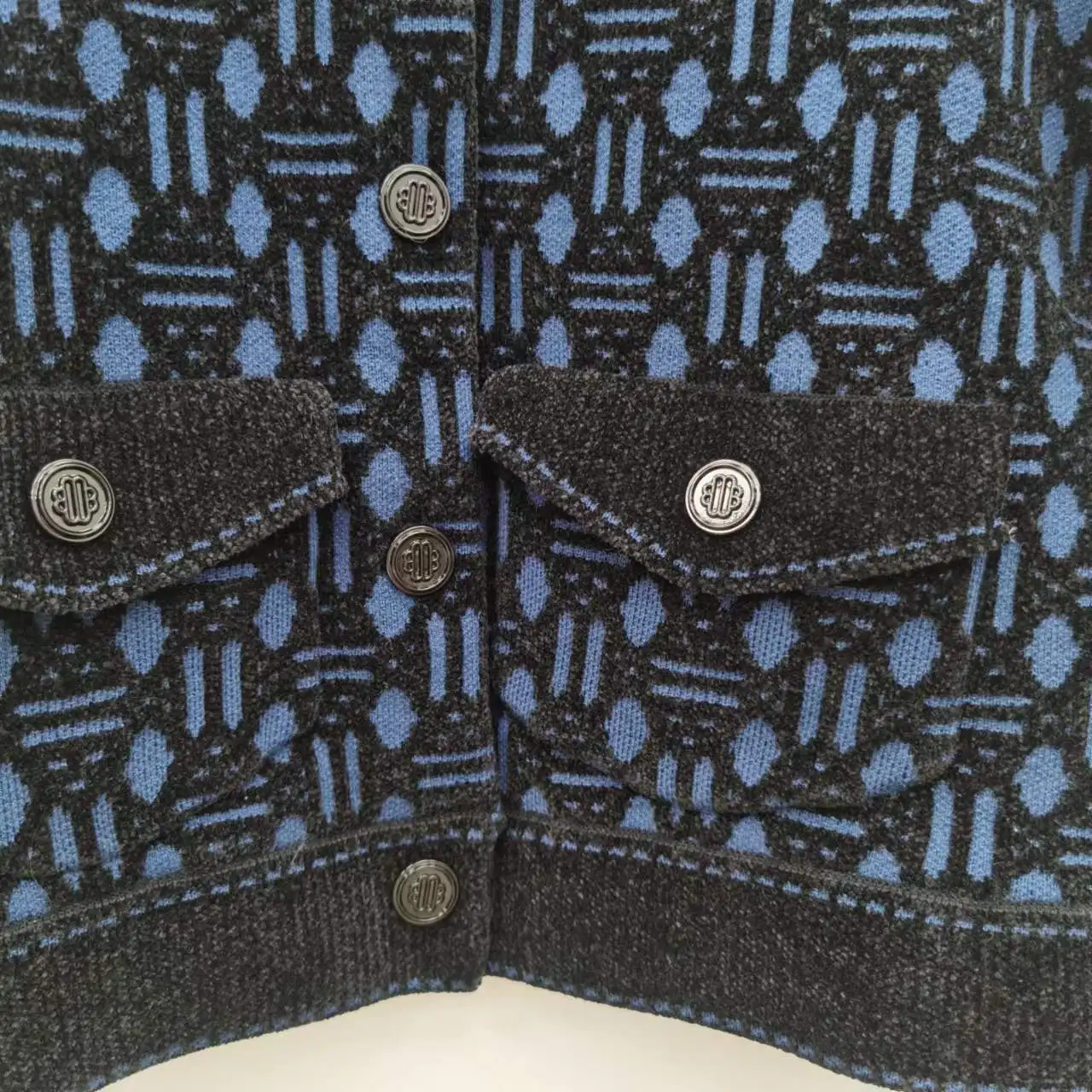 M Family 2023 Ранняя осень новый французский стиль вельветовый жаккардовый короткий