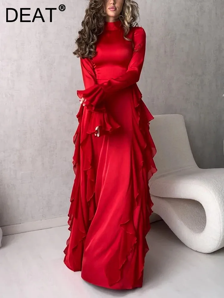 Женское вечернее платье с воротником-стойкой DEAT