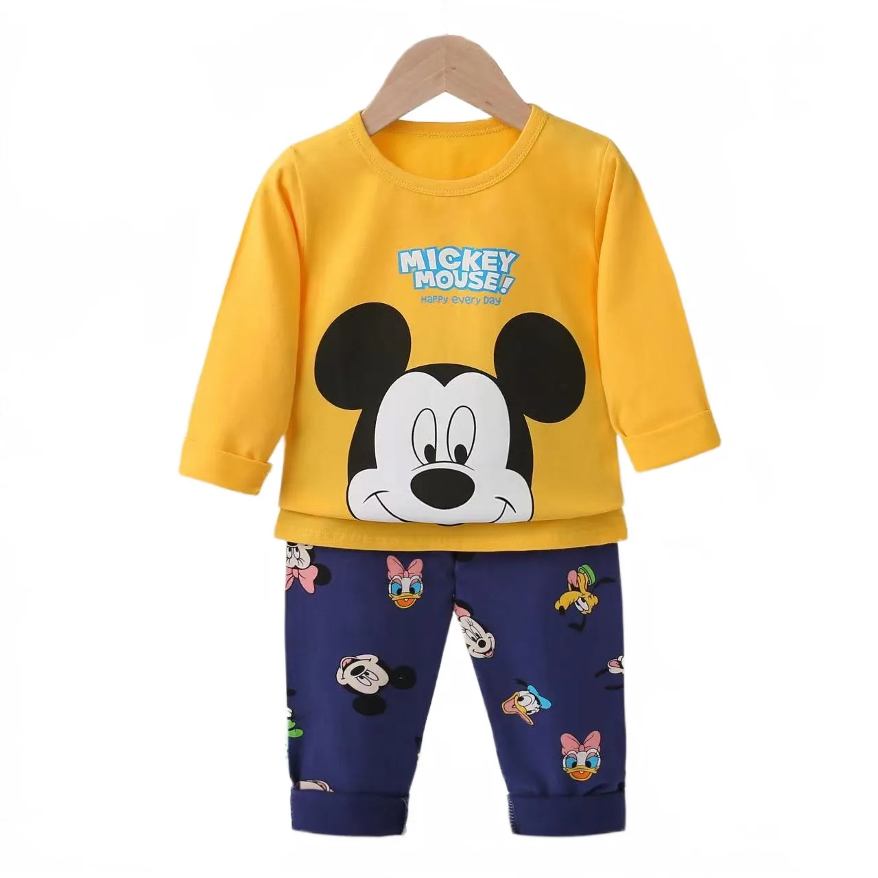 

Комплект одежды для маленьких мальчиков и девочек, на возраст 0-3 года