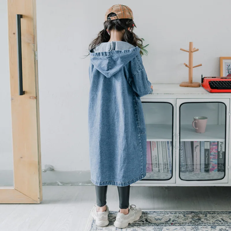 Демисезонные куртки для маленьких девочек джинсовые с капюшоном зимняя одежда |