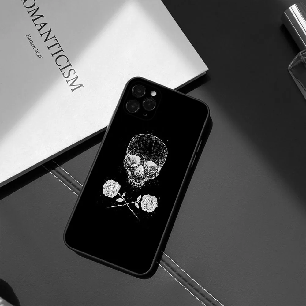Phone Case For iPhone 16ProMax 15 14 7 8 16 Plus 13 12 Mini 11 XR X XS SE Retro Flower Skull Translucent Matte Soft Back Cover