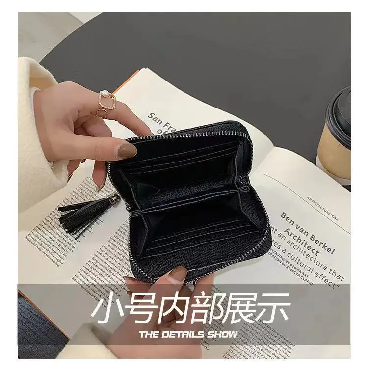 

2022 new simple leather wallet European and American women's hand bag