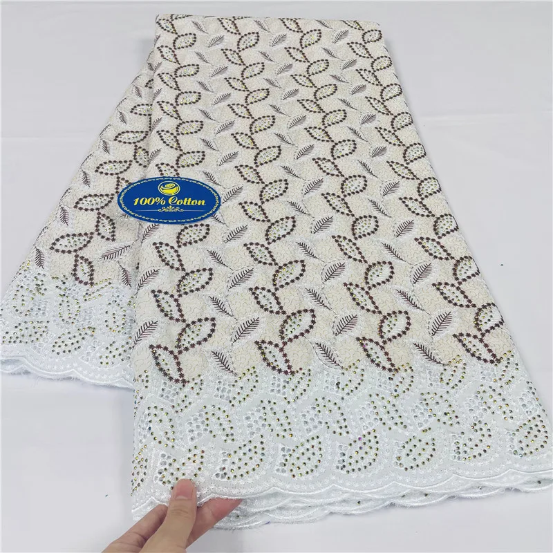 5 jardów z szalikiem Szwajcarska koronkowa tkanina Haftowana sucha koronka Afrykańskie 100% bawełniane tkaniny woalu Dubaj styl 18L 1070401