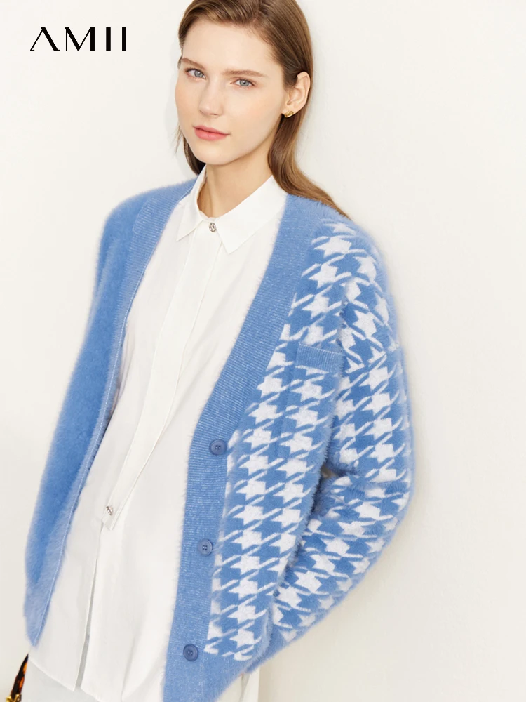 

Свитер AMII в минималистском стиле, кардиган для женщин, Новинка осени 2022, винтажные свободные вязаные топы со вставками и V-образным вырезом, ...