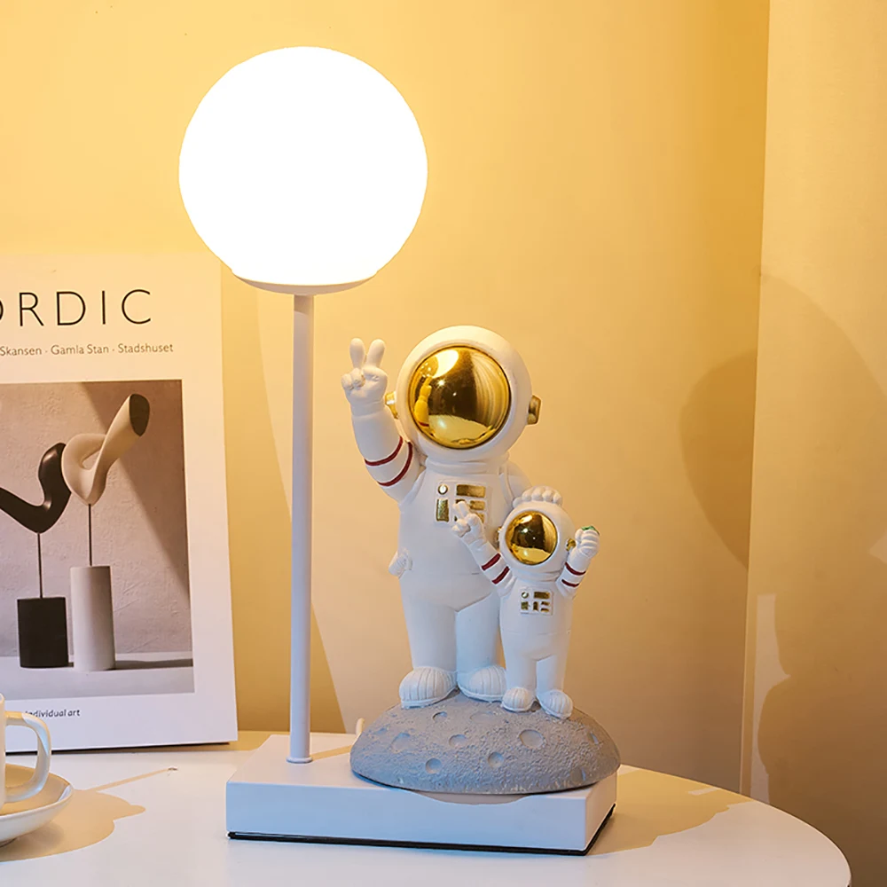 

Creative Astronaut Statue Night Light Nordic Home Living Room Decoration Kawaii Room Decoration Accessories Bedroom LED Light