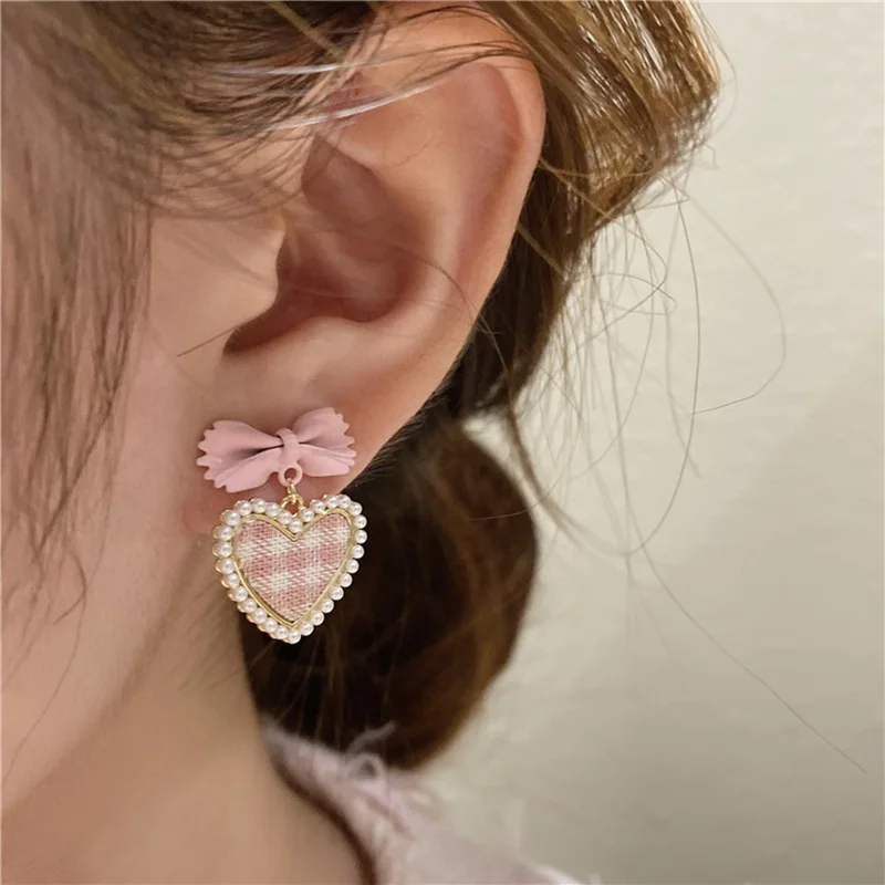 

Newest Korean Fashion Earrings Love Heart Grid Ear Studs Trend Drop Dangle Cute Earrings for Women Girls Christmas Jewelry Gifts