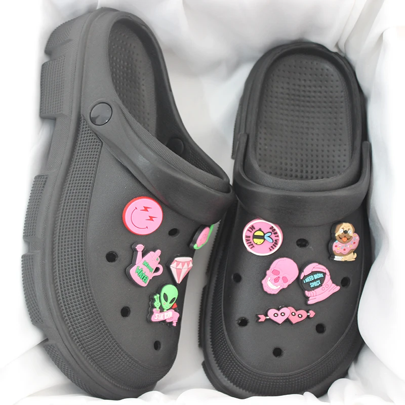 Pink smile alien Decor Vented Clogs Outdoor Unisex Sandals Platform Women Shoes Flat Sole Beach Slippers Black White Men Slides