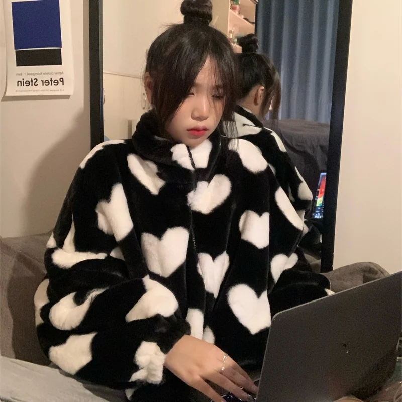 

Vintage Harajuku Heart-shaped Plush Coat Winter Thicken Streetwear Zipper Tooling Pocket Jacket Black Keep Warm Cotton Clothes