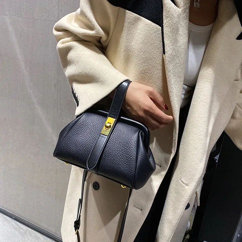 Женская дизайнерская сумка через плечо