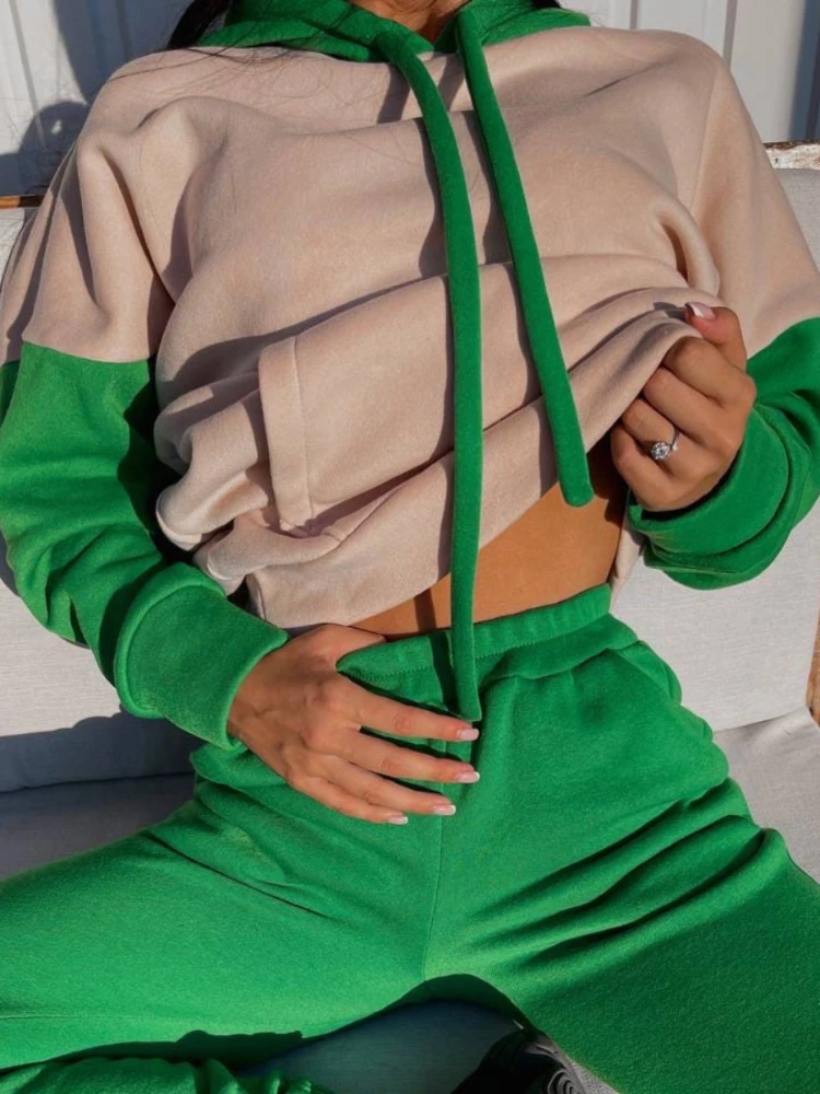 

Hoodies 2 Pièces Chic Sports Casual Sweater Set Color Matching Patchwork Outfits for Women Spring/Autumn Pants Cotton Blends