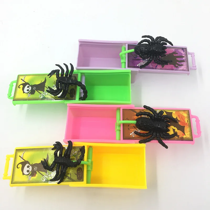 

Tricky Toy Prank Startled Plastic Box Spider Spoof Bug Simulation Spider Halloween Whole Person Props