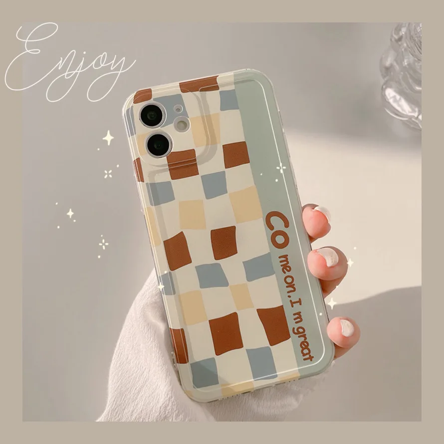 Retro Lattice Phone Case For IPhone 13 12 11 Pro Max X XR Xs Max 7 8 Plus 13 12 Mini Case Soft Silicone Shockproof Cover