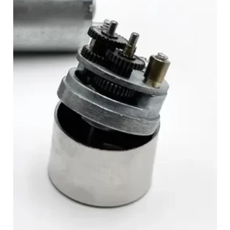 Фото Миниатюрный металлический мотор-редуктор 16GA-050 DC 3V 5V 6V 7.4V, 50-130 об/мин, с редуктором, круглый электродвигатель с редукционной передачей №1