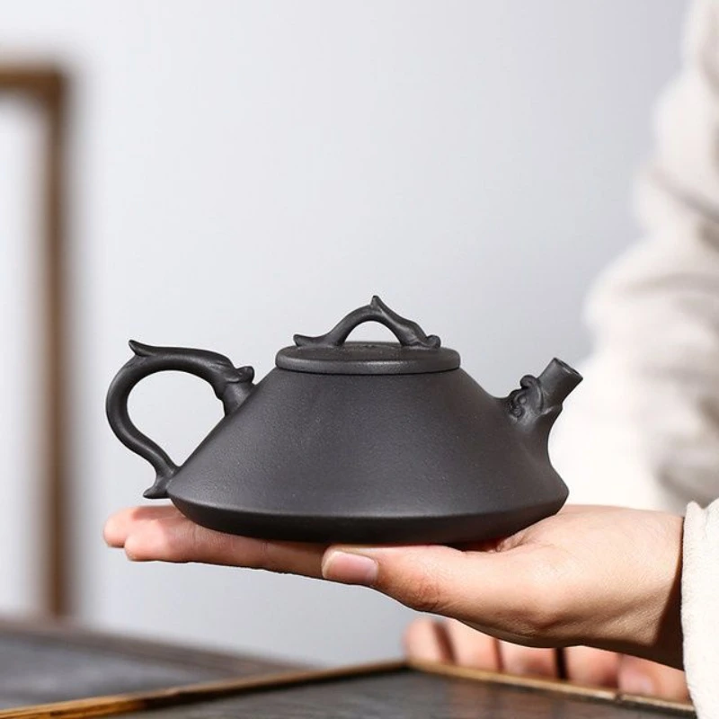 

Yixing purple sand pot handmade kung fu tea set raw ore black mud black flat dragon scoop teapot Chinese gift