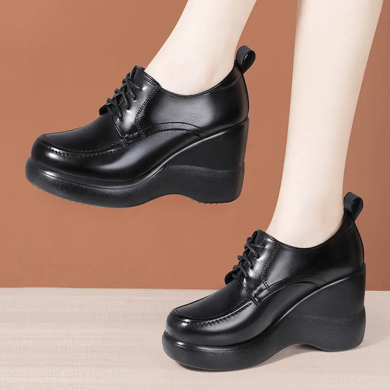 

Туфли-лодочки на платформе и высоком каблуке 32-43, 8,5 см