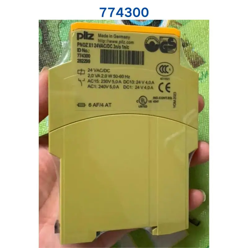 Совершенно новое реле PILZ PNOZ X1 774300