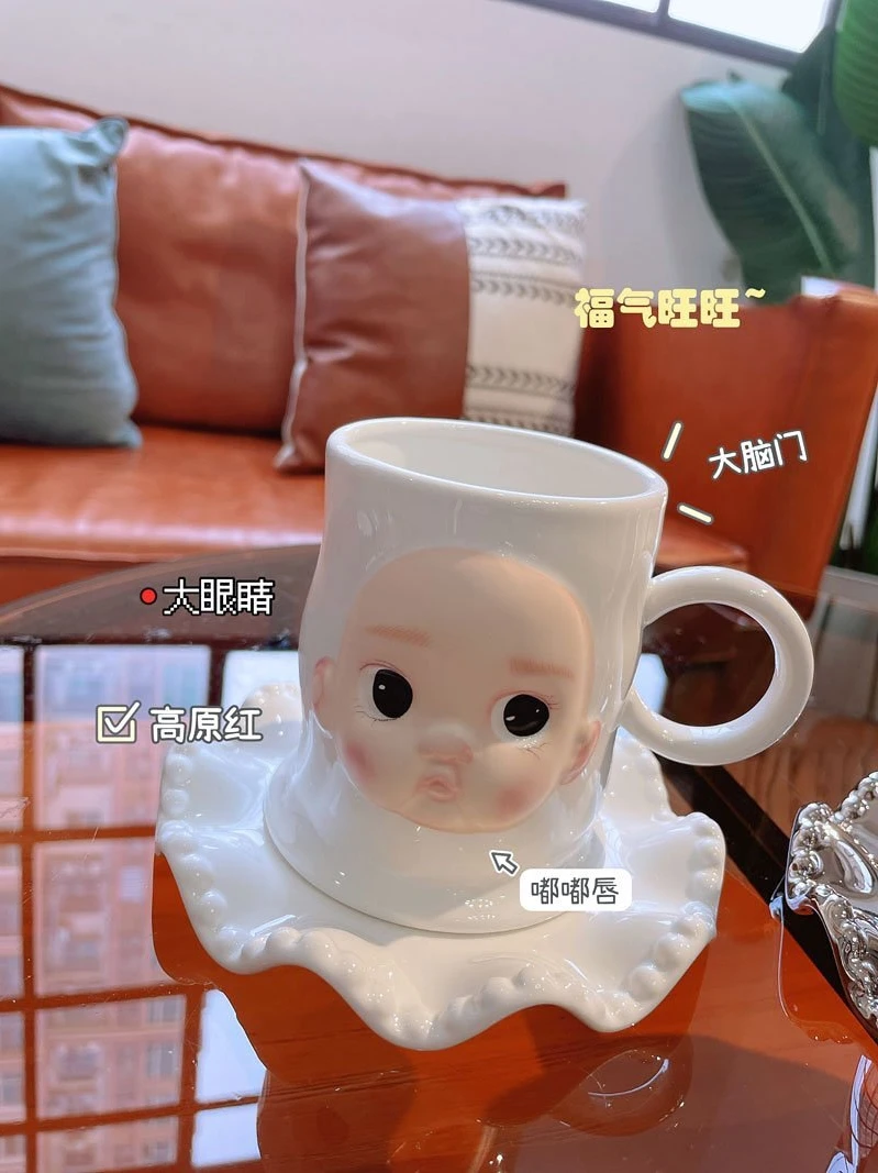 

Color glaze pottery cup under high aesthetic value, water cup home, lovely child holding a cup