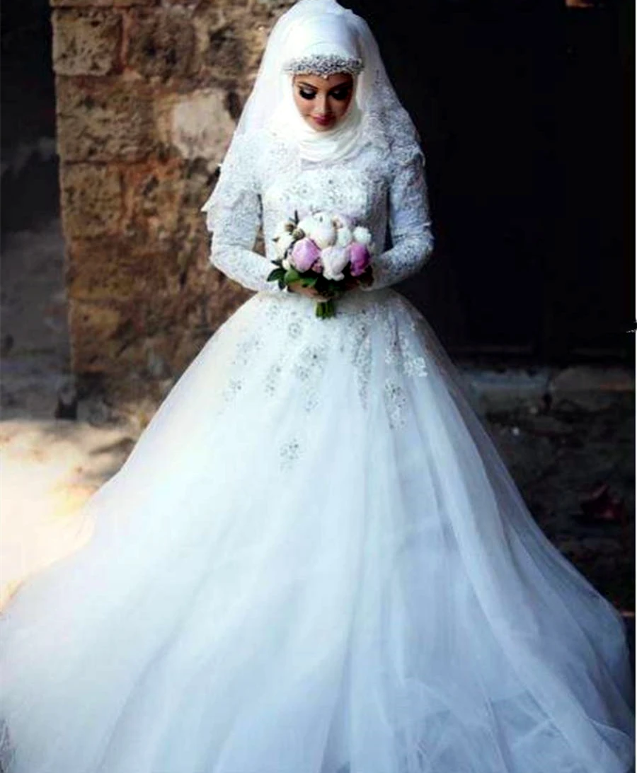 

2023 Muslim Hijab A Line Wedding Dresses Long Sleeves Bridal Gowns White Tulle Lace Applique Beaded Modest Arabic Dubai Islamic