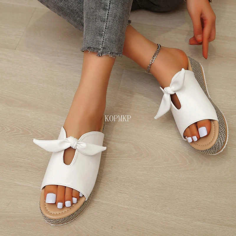 

New Square Toe Design Flat Heel Slippers Summer Outdoor Slip on Dress Shoes Ladies Elegant Slides Sandal 2022 GLADIATOR 35-43