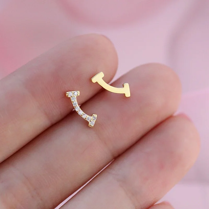 

Female Luxury Crystal Smile Stud Earrings Vintage Silver Post Wedding Jewelry White Stone Earrings For Women