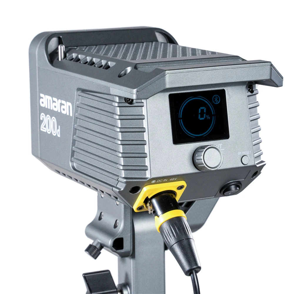 Aputure Amaran 100D 200D LED Video 130W CRI95 + TLCI96 39500 lux @ 1m Bluetooth App Control 8 световых эффектов источник