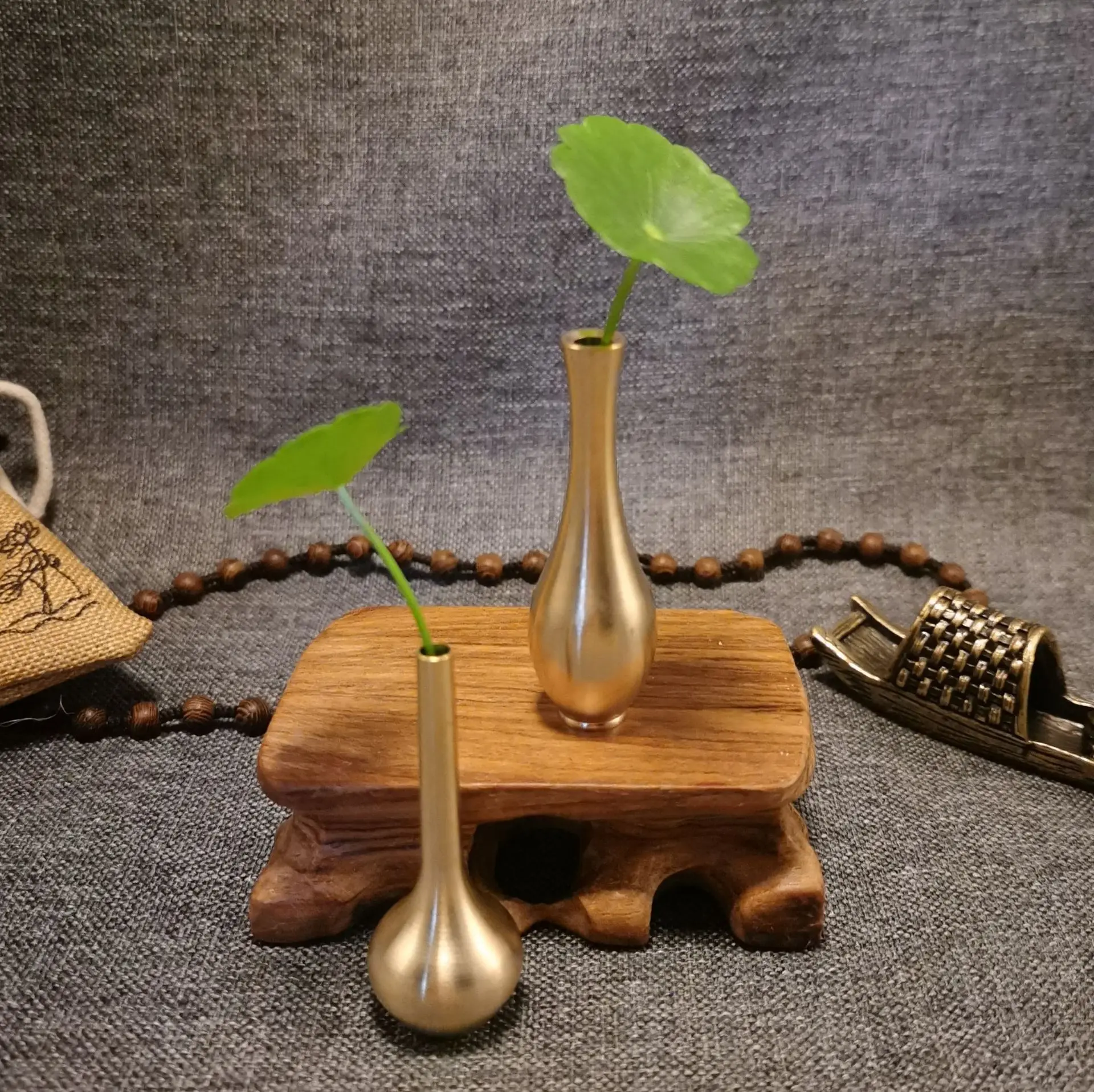 Brass Mini vase small ornaments desktop pure copper vase ornaments for Buddha flower arrangement