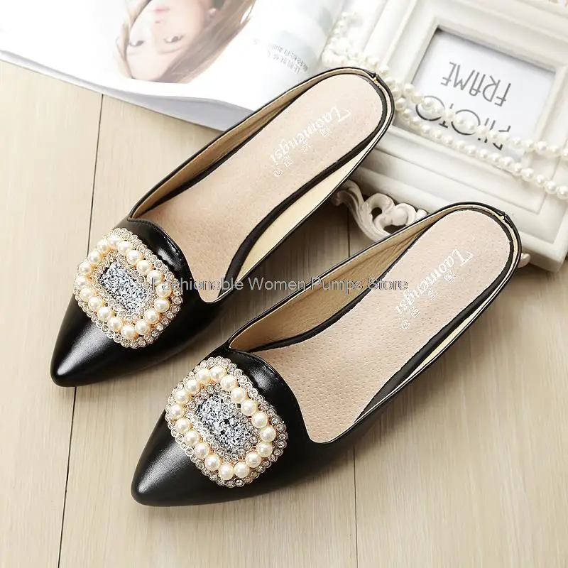 

Luxury Women Slippers Indoor Slides Soft Tendon Slip On Shoes Flat With Rhinestones Pointed Toe Lady Shoes Fashion Plus Size 43